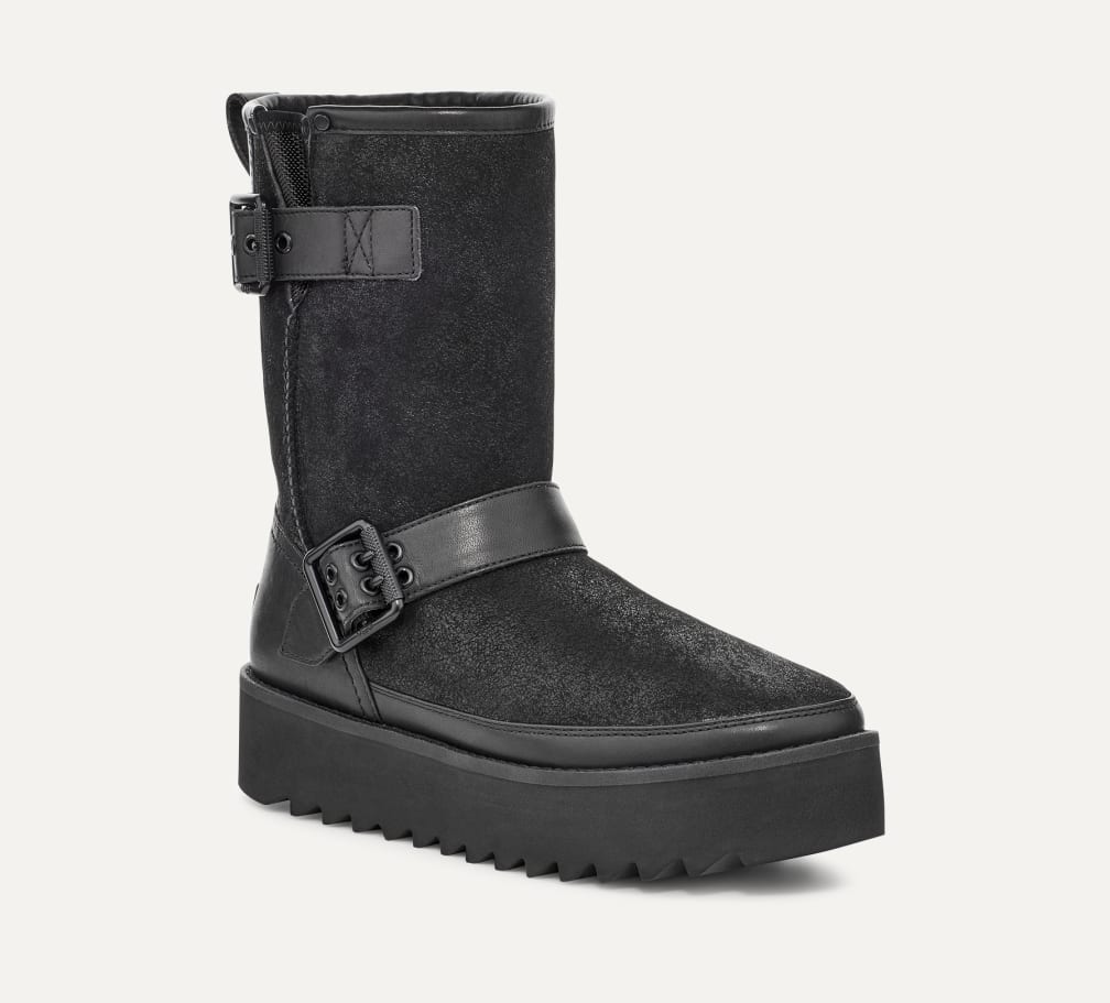 クラシック リベル バイカー ショート 1103852｜クラシックブーツ｜UGG®（アグ）公式オンライン アウトレットストア